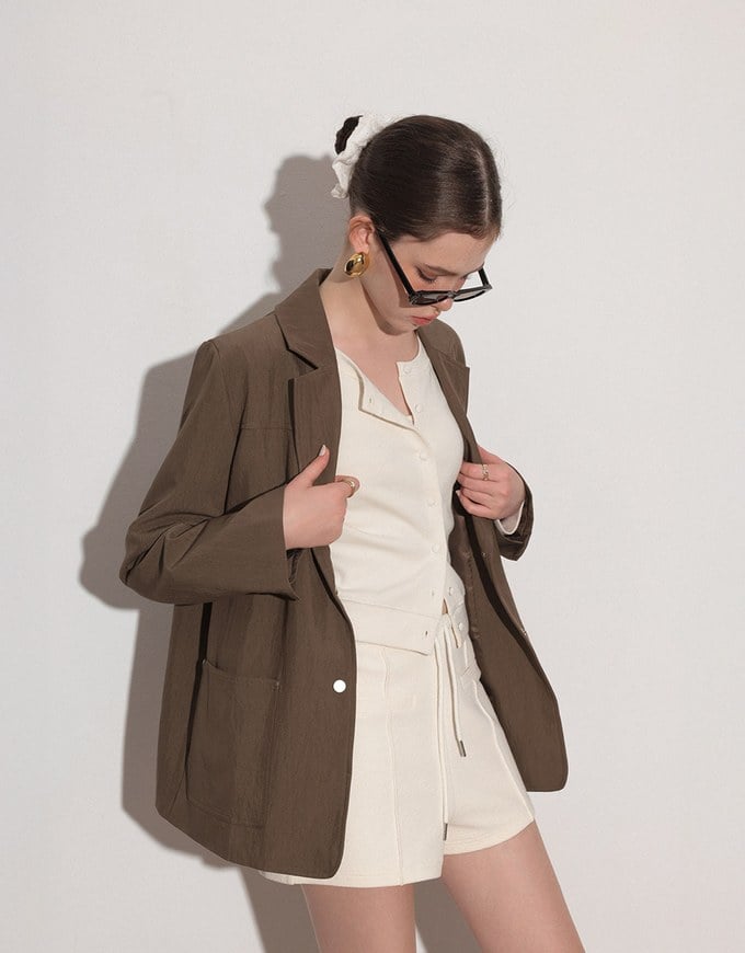 Oversized Lapel Blazer with Patch Pockets Detail