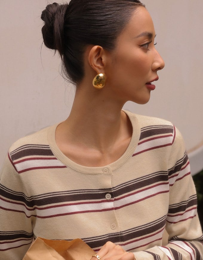 Contrast Striped Knit Button Up Cropped Cardigan