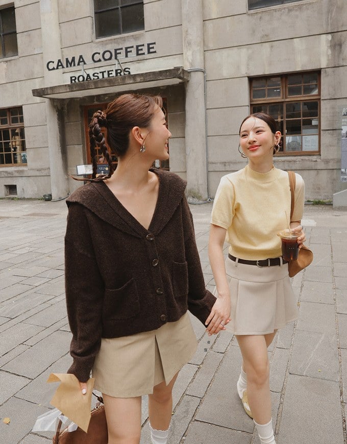 【Ling Cheng Design】Mock Neck Short Sleeve Fitted Ribbed Knit Top