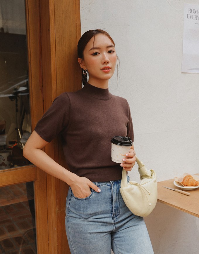 【Ling Cheng Design】Mock Neck Short Sleeve Fitted Ribbed Knit Top