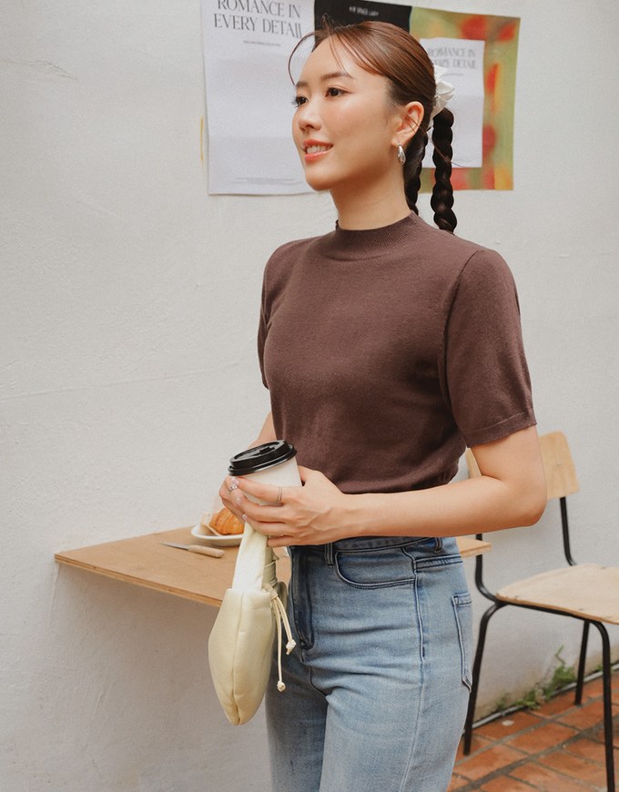 【Ling Cheng Design】Mock Neck Short Sleeve Fitted Ribbed Knit Top