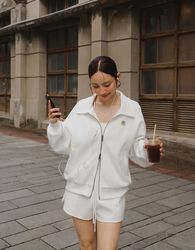 【Ling Cheng Design】Oversized Collar Zip Up Jacket with AIR SPACE Logo Embroidered