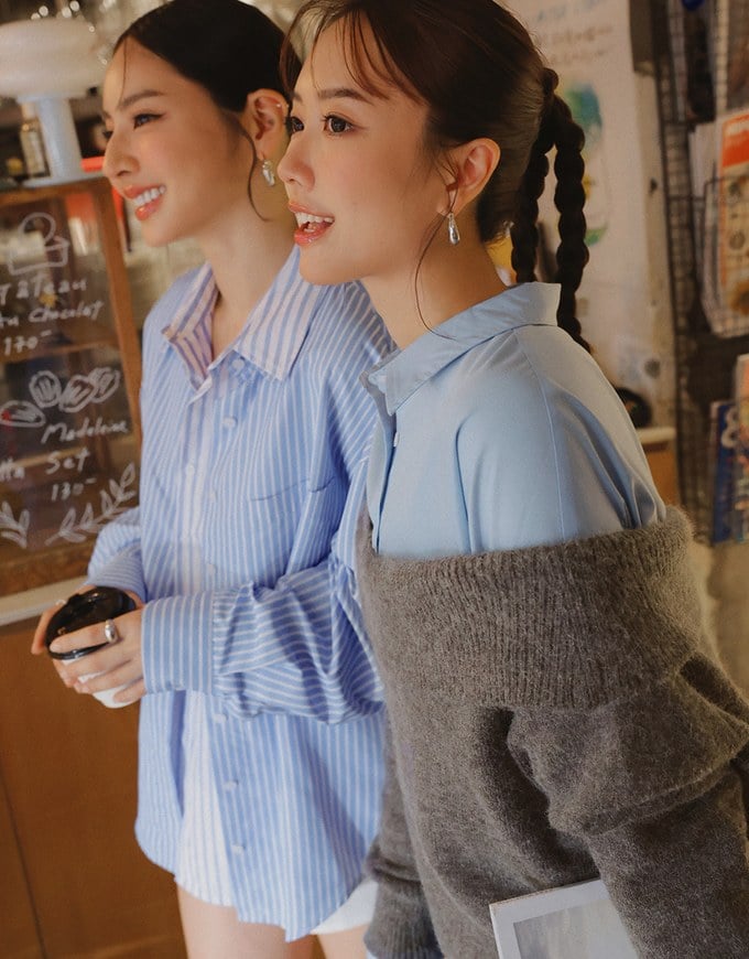 【Ling Cheng Design】Off Shoulder Folded Knit Sweater with Soft Ribbed Texture