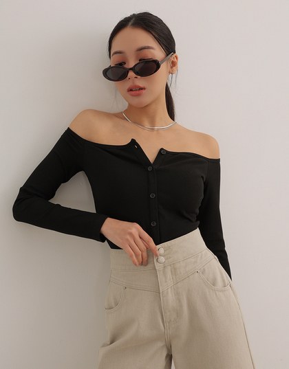 Off Shoulder Button Front Knit Padded Top