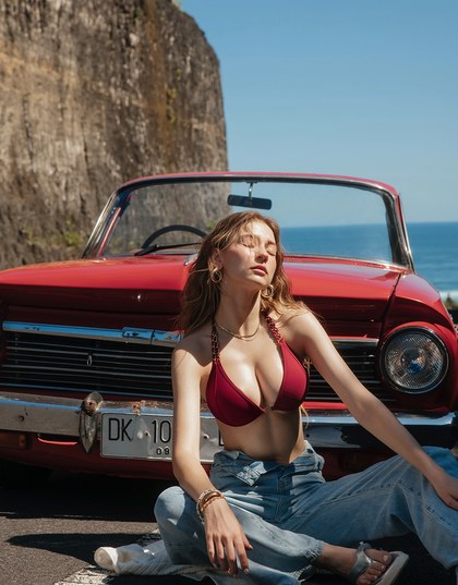 【DOUBLE PUSH】Luxury Gold Chain Shoulder Straps Bikini Top