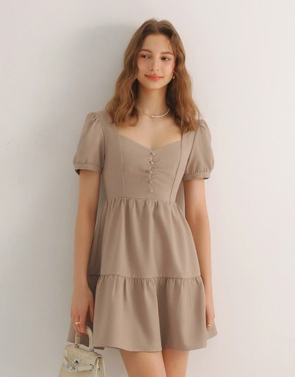 Sweetheart Neckline Puff Sleeve Tiered Mini Dress with Button Detail