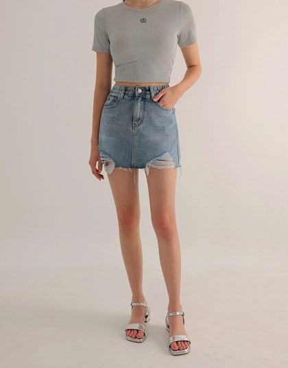 High Waist Distressed Jeans Denim Mini Skirt with Raw Hem