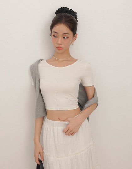 Basic Essential 2 Way Stretch Crop Tee with Side Ruching Detail