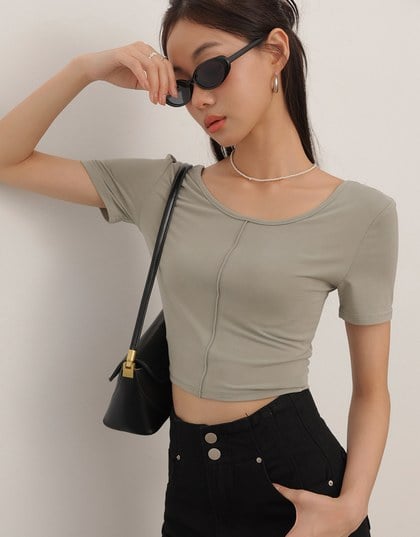 Basic Essential 2 Way Stretch Crop Tee with Side Ruching Detail