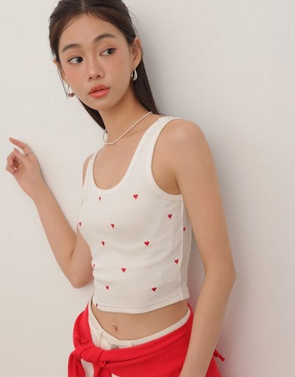 Embroidered Heart Pattern Ribbed Fitted Tank Top