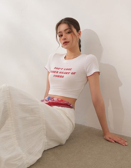 Slogan Print Ribbed Cropped Tee with Contrast Lettuce Hem Trim
