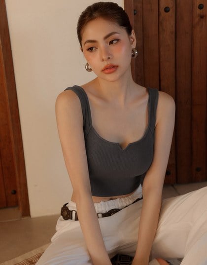 Front V Notch Ribbed Knit Wide Strap Cropped Bra Top