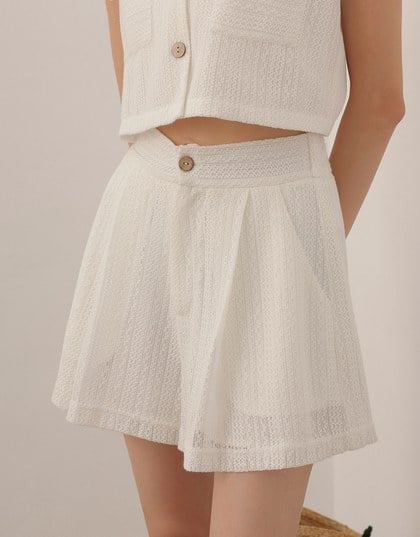 Lace Crochet Inspired Knit Pleated Short
