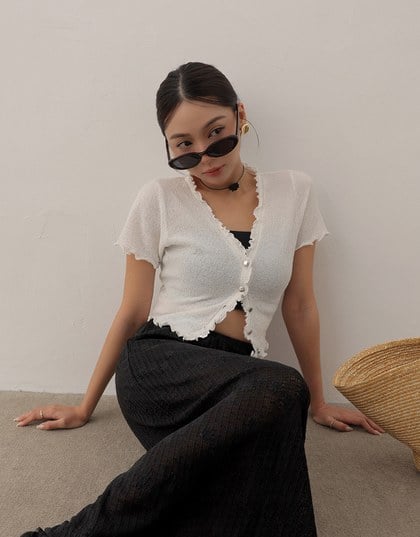 V Neck Ruffle Detail Stretch Knit Button Front Cropped Top