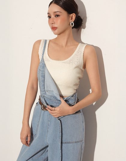 Heart Patterned Stitch Cropped Sleeveless Knit Vest Top