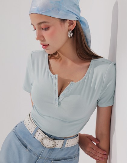 Button Front V Neck Fitted Crop Tee