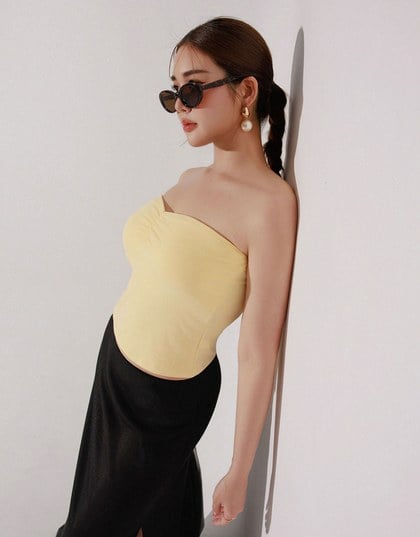 Strapless Sweetheart Neckline Ruched Fitted Tube Bra Top