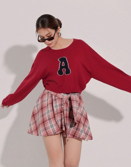 Fuzzy Letter Embroidered Cropped Knit Sweater