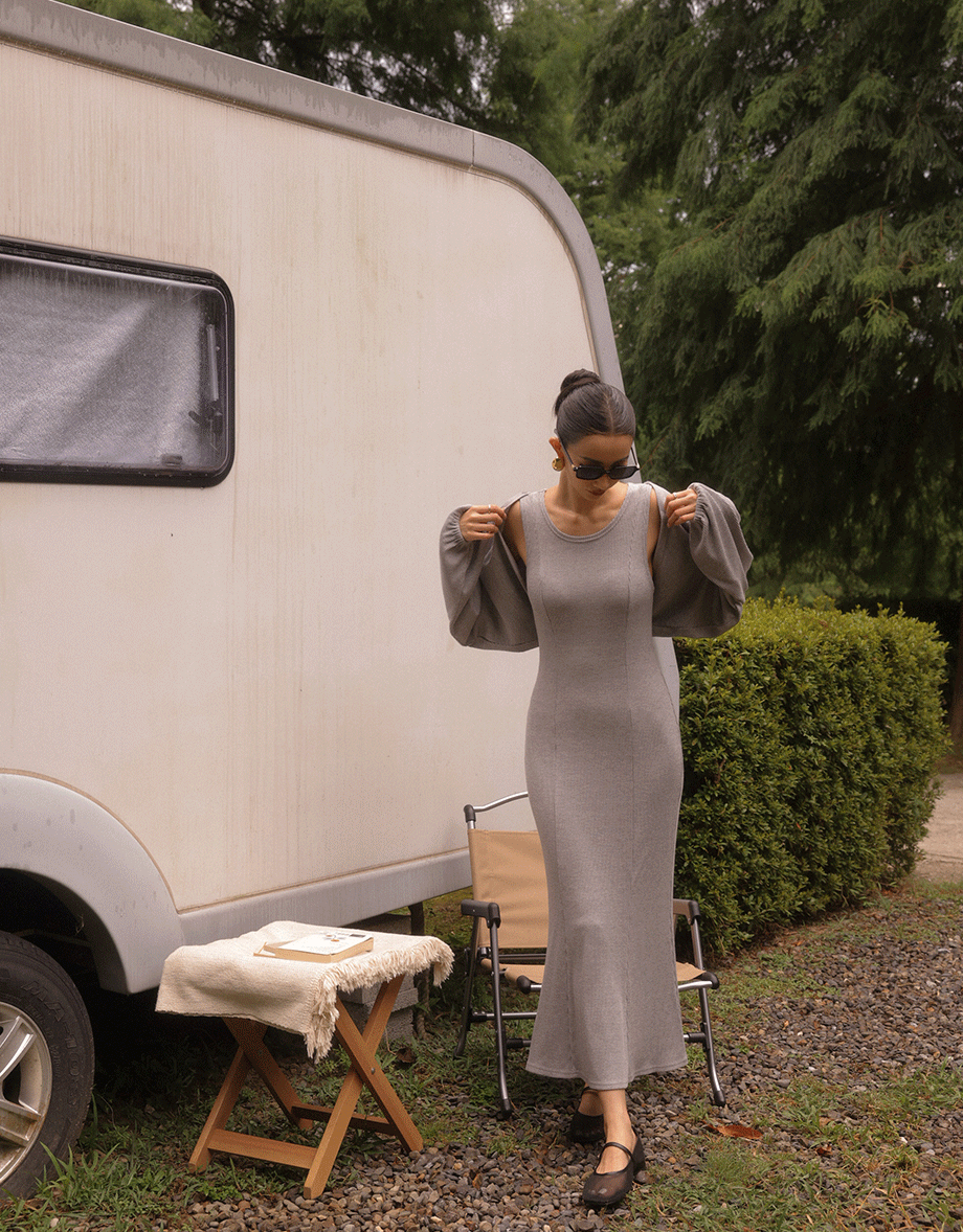Sleeveless Knit Maxi Dress and Detachable Sleeve Cardigan Set Wear