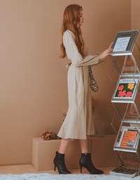 Elegant Ribbon-Back Button-Down Fishtail Midi Dress