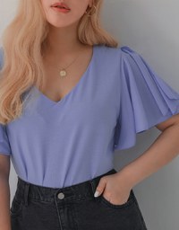 Flared Sleeves With Slit Top