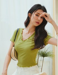 Basic Lettuce-Hem Top