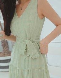 Subtle Plaid Tiered Maxi Dress (With Sash)