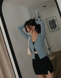 Finest Minimalistic Buttoned Ribbed Top