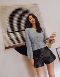 Modern Chic Buttoned Peplum Top