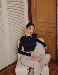 Minimalist Staple 2Way Crossover Crop Top