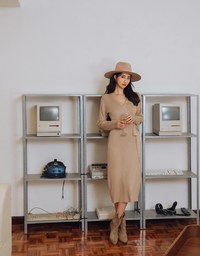 Minimalist Staple Wrap Slit Ribbed Midi Dress (With Belt)