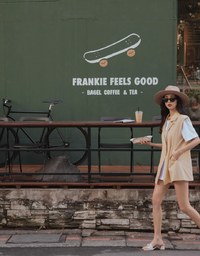 Edgy Smart Sleeveless Suit Vest (With Belt)
