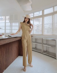 Edgy Smart Sleeveless Jumpsuit (With Shoulder Pads)