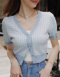 Feminine Chic Houndstooth Knit Top