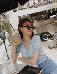 Feminine Chic Houndstooth Knit Top