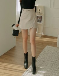 Irregular Buckle Leather Skirt (With Belt)