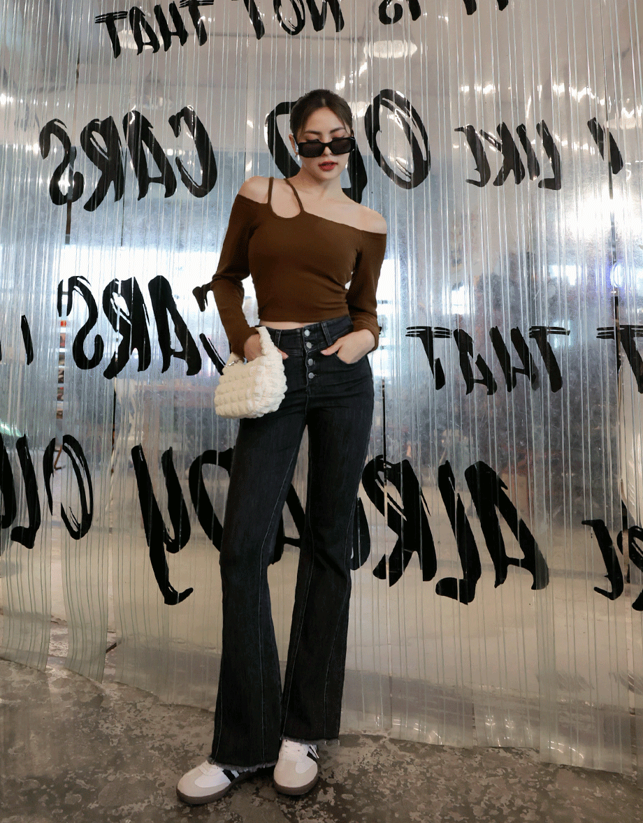 Buttoned Distressed Hem Denim Flared Pants