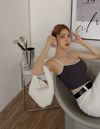 撞色細肩背心(附胸墊)
