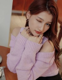 Bouclé Short Cardigan