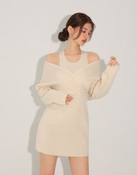 Cut Out Shoulder Splice Bodycon Dress