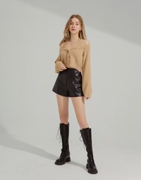 Front Twist Hollow-out Neck Knitted Top