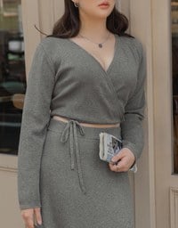 Cross Straps Knit Top