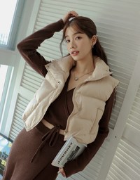 Short Down Vest