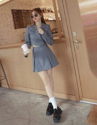 Textured Wide Pleated Suit Skirts