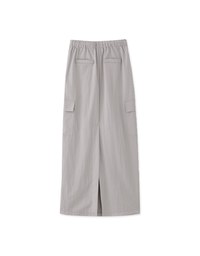 バックスリットカーゴロングスカート