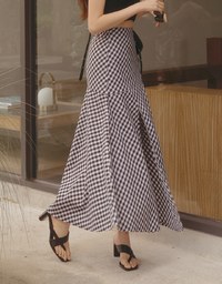 Embossed Front Slit Long Skirt