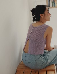 Round Neck Back Slit Knit Vest