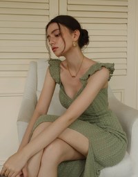 Ruffle Strap Flowy Lace Padded Maxi Dress with Side Slit Design