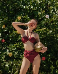 【PUSH UP】Multiway Glossy Crisscross Deep V Bandeau Bikini Top