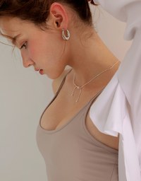 U Neck Sculpting Spaghetti Strap Cami Padded Top with Cross Strap Back Detail